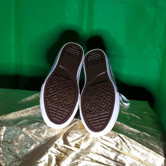 CONVERSE CTAS HI SZ 6 BOYS/8 WOMEN - Picture 6 of 9